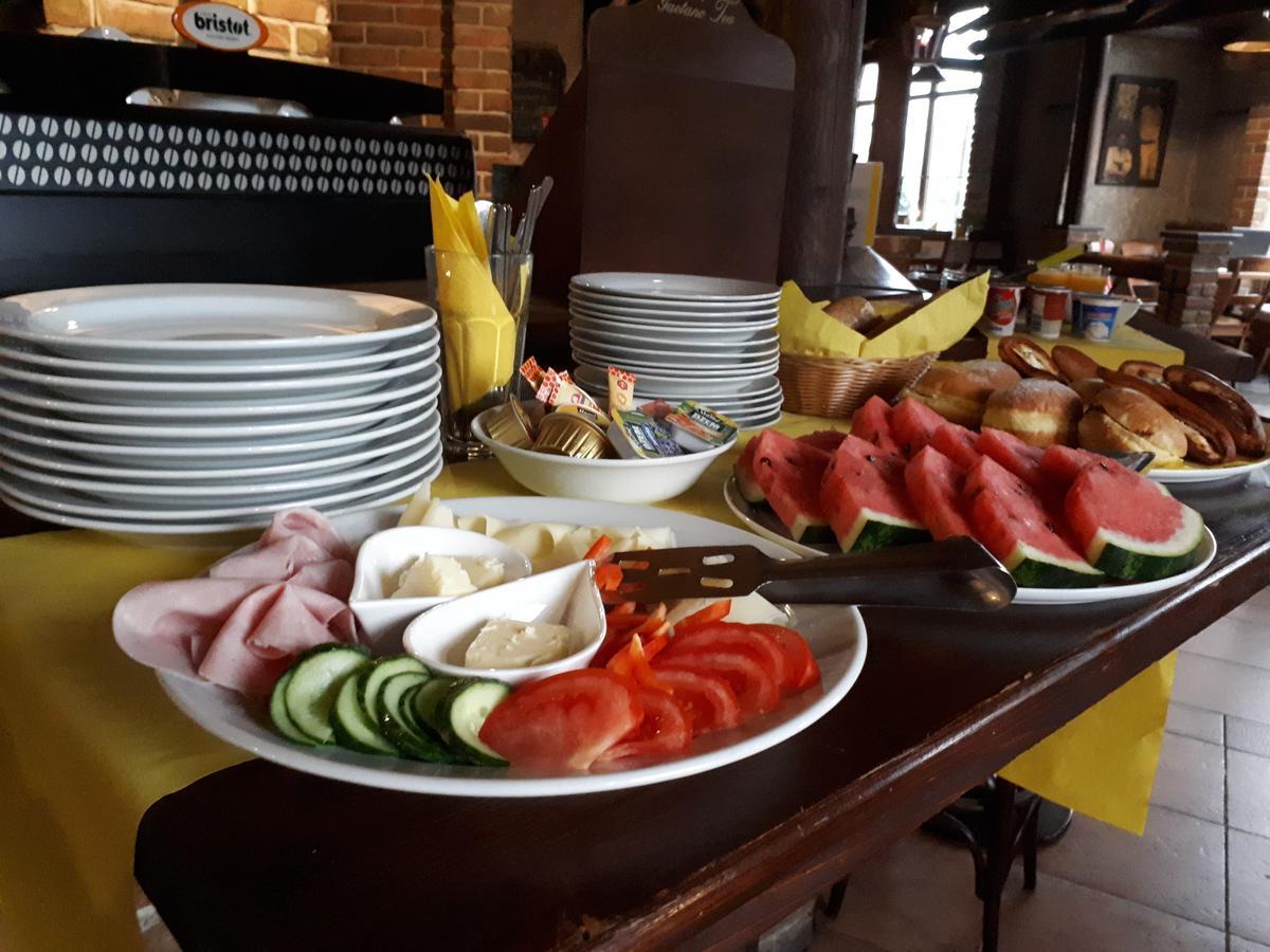 Hotel Central Český Těšín Екстериор снимка